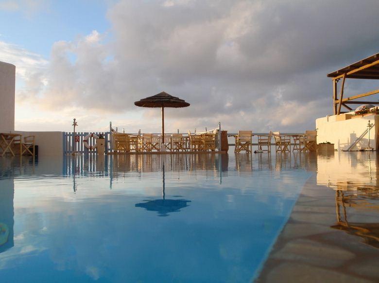 Fata Morgana Aparthotel Folegandros Town Exterior photo