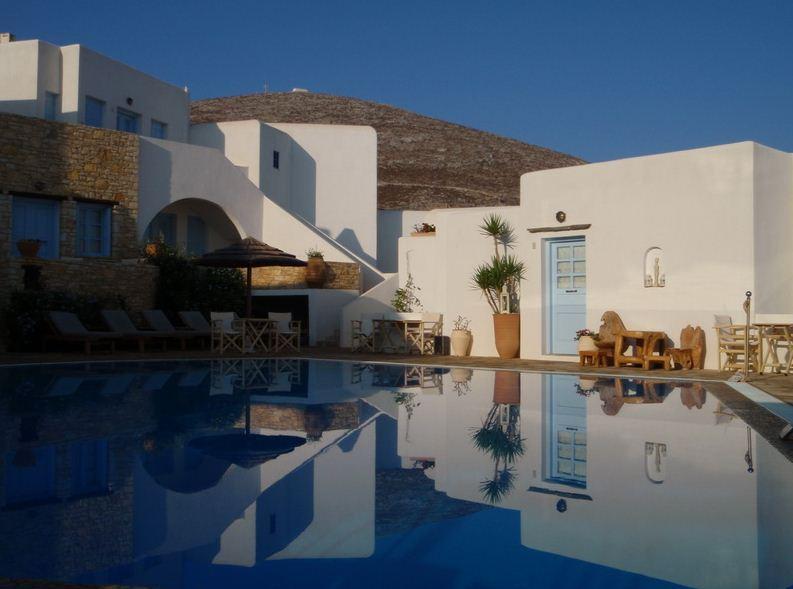 Fata Morgana Aparthotel Folegandros Town Exterior photo